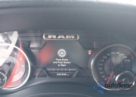 2022 Ram 1500 Laramie 4X4 5'7 Box z USA, uszkodzony, nr VIN 1C6SRFJT2NN111063